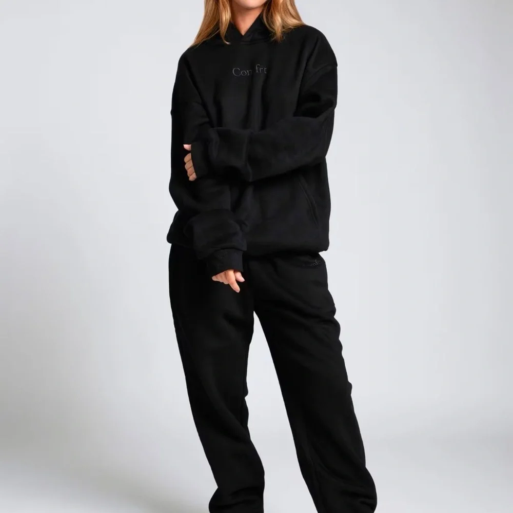 SET Black Comfrt Embroidered Black Unisex Hoodie & Sweats Like New 2 pc - Picture 2 of 11